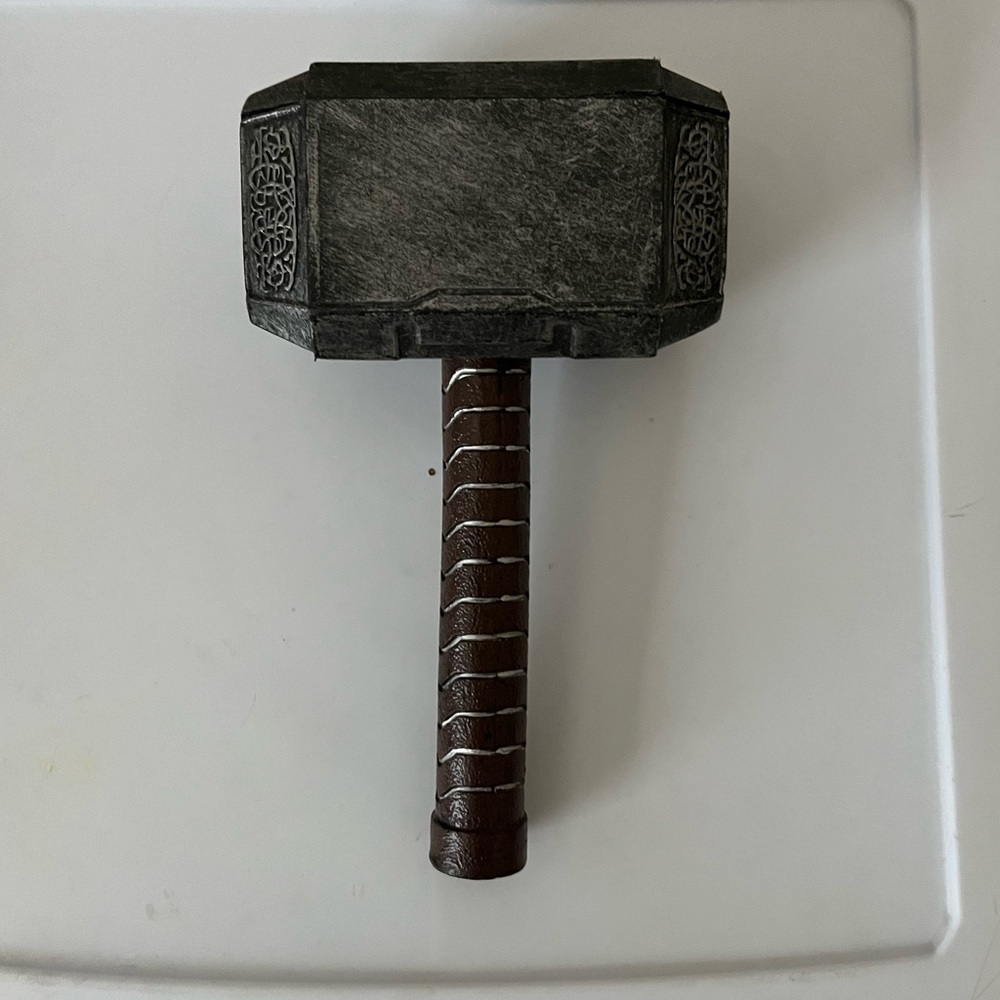 Thor Costume hammer prop - marvel- has cracks